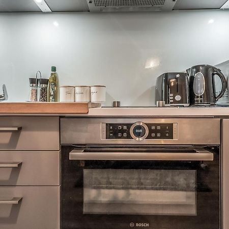 Spacious & Cosy Studio Flat In The Heart Of Edinburgh City Centre Bagian luar foto