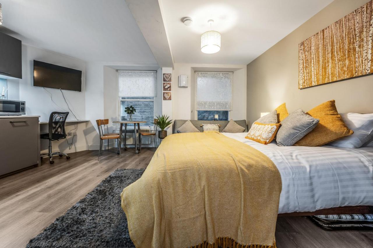 Spacious & Cosy Studio Flat In The Heart Of Edinburgh City Centre Bagian luar foto